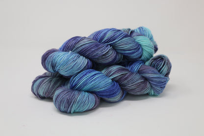 Waves - Variegated - Classic Sock