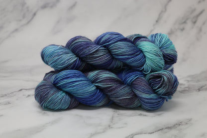 Waves - Variegated - Classic Sock