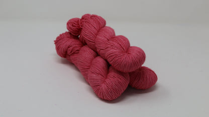 Flamingo Knees - Tonal - DK Merino