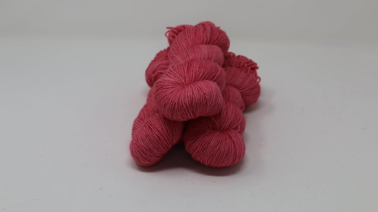 Flamingo Knees - Tonal - DK Merino