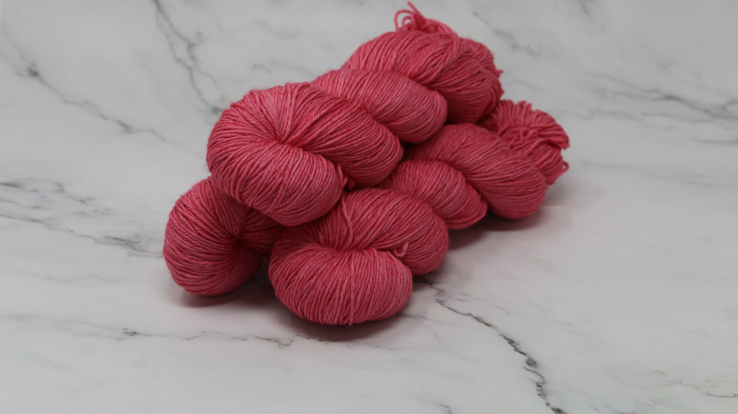 Flamingo Knees - Tonal - DK Merino