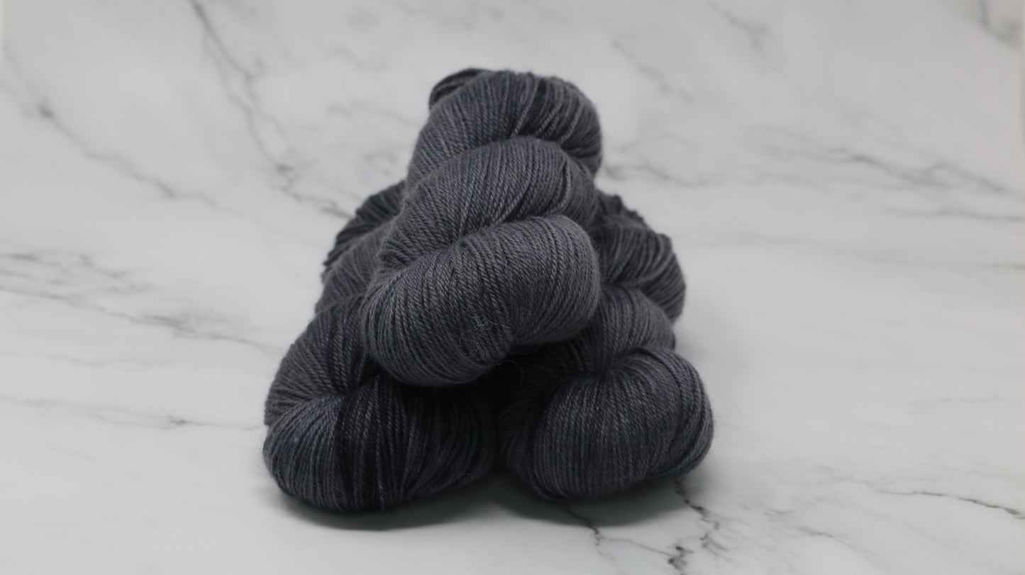 Smoke - Tonal - BFL Sock