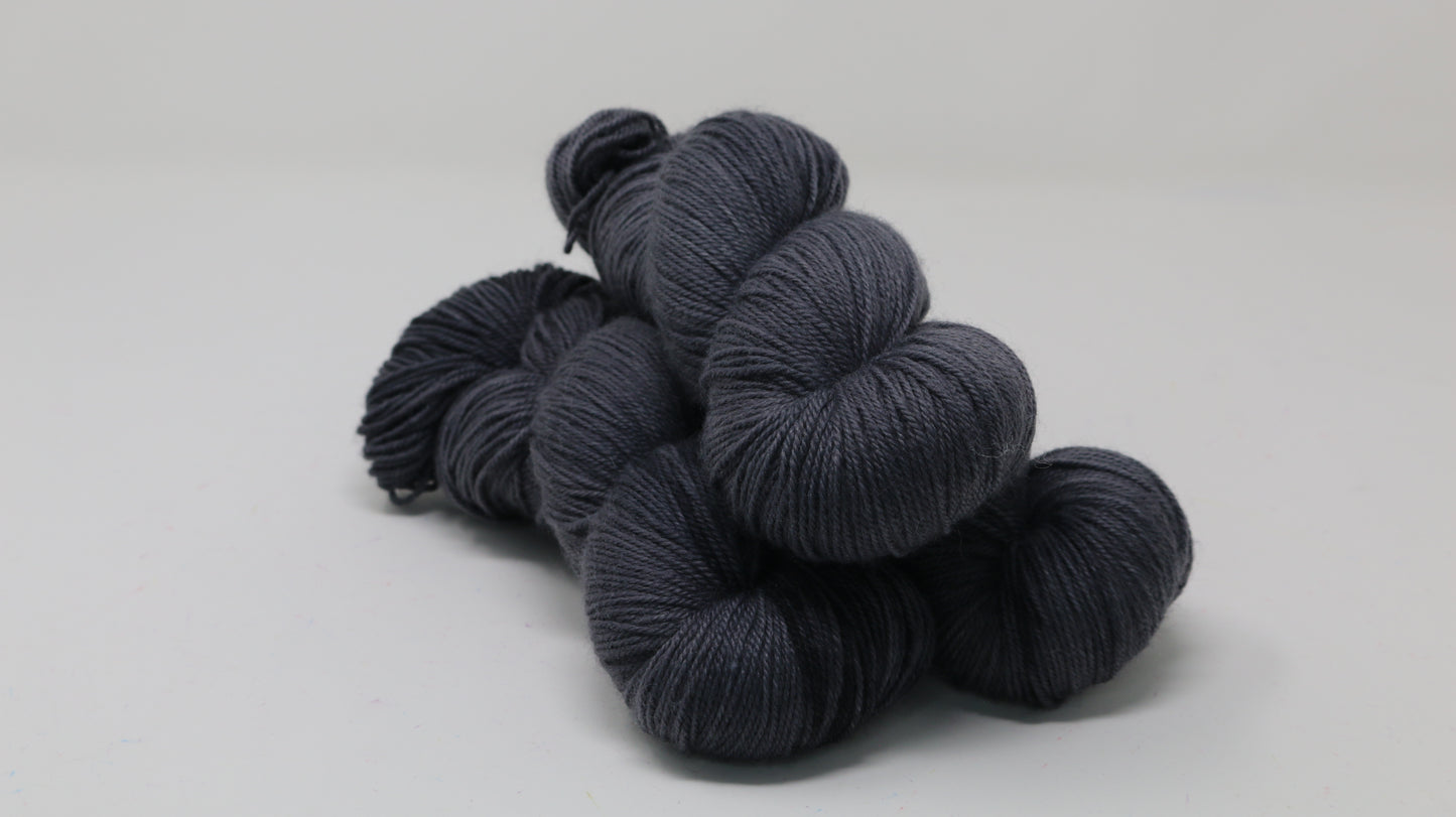 Smoke - Tonal - BFL Sock