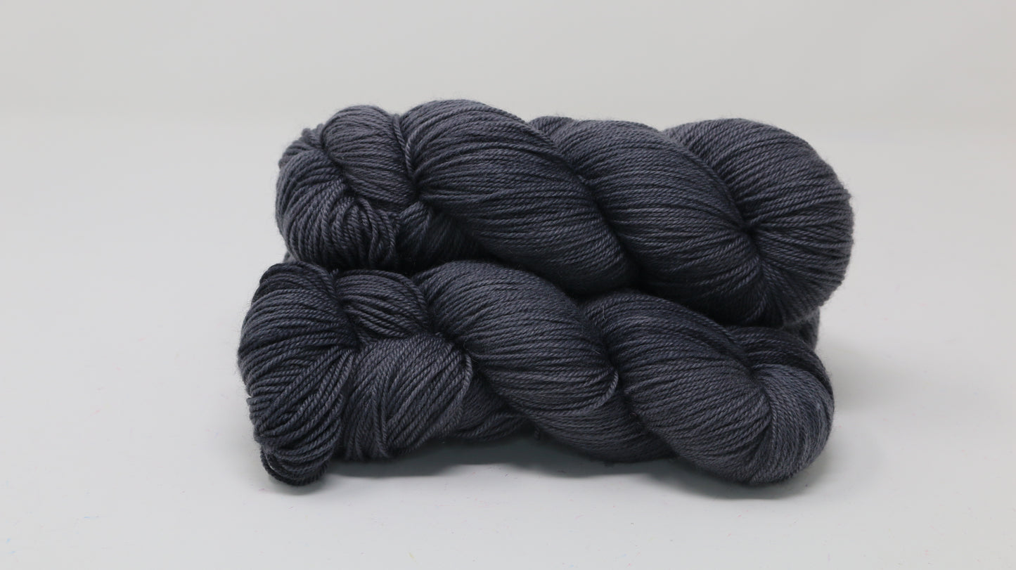 Smoke - Tonal - BFL Sock