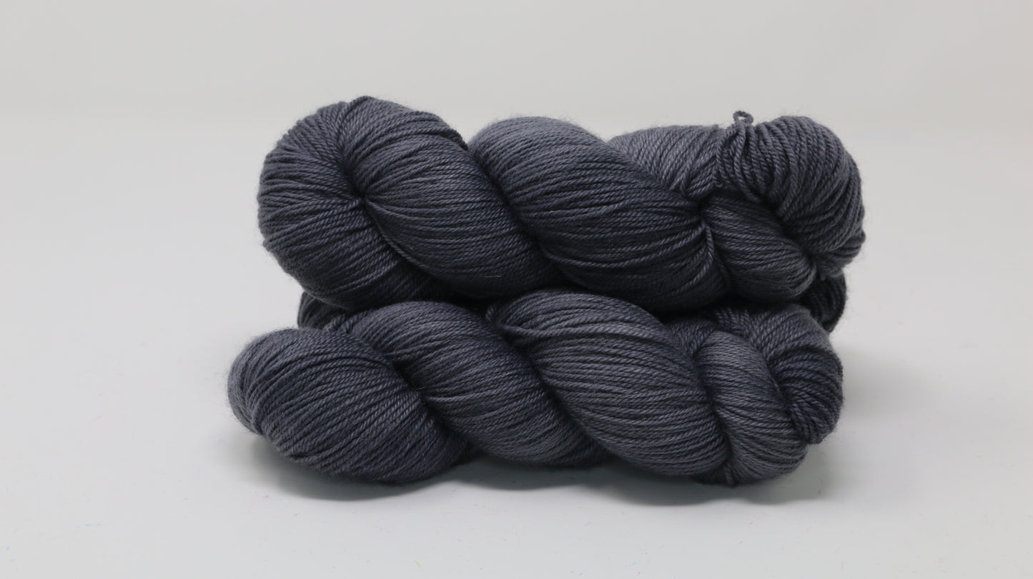 Smoke - Tonal - BFL Sock