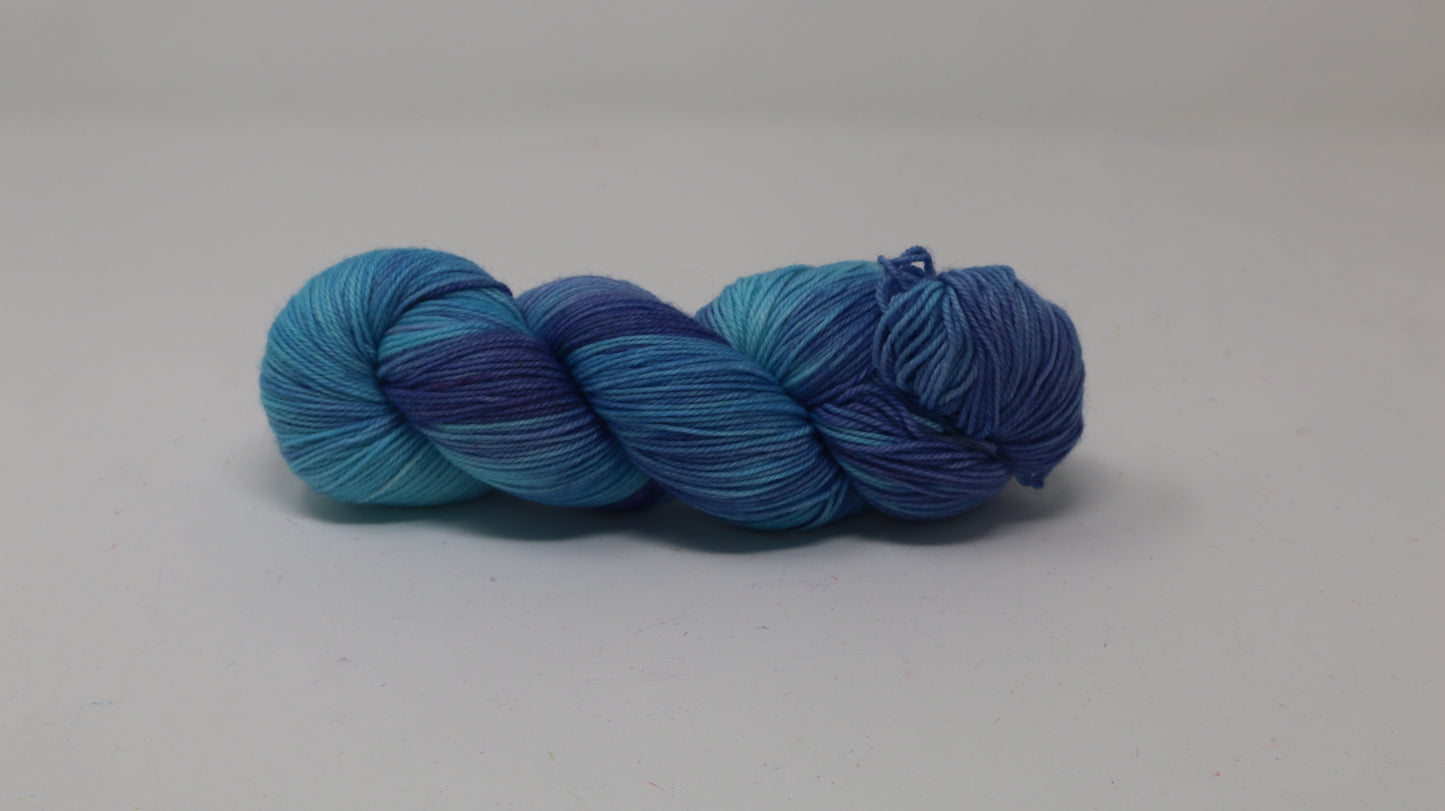 Love Triangle - Variegated - Classic Sock